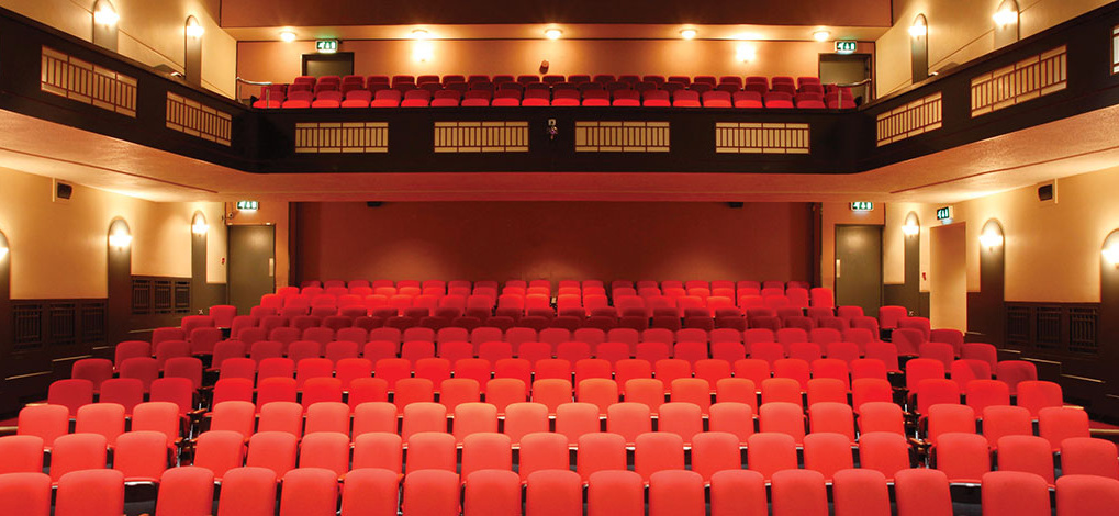 Town_hall_theatre