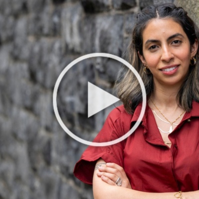 A witness with a choice play button banner