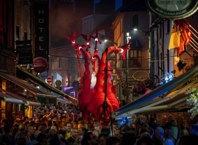 Les Girafes walks through Galway at night