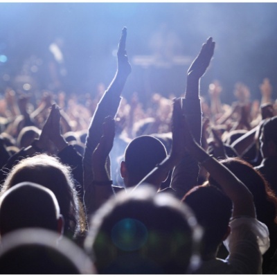 Big_Top_Crowds_2