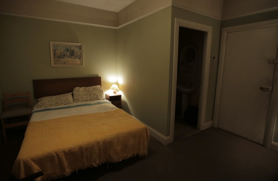 Room_303_-_926