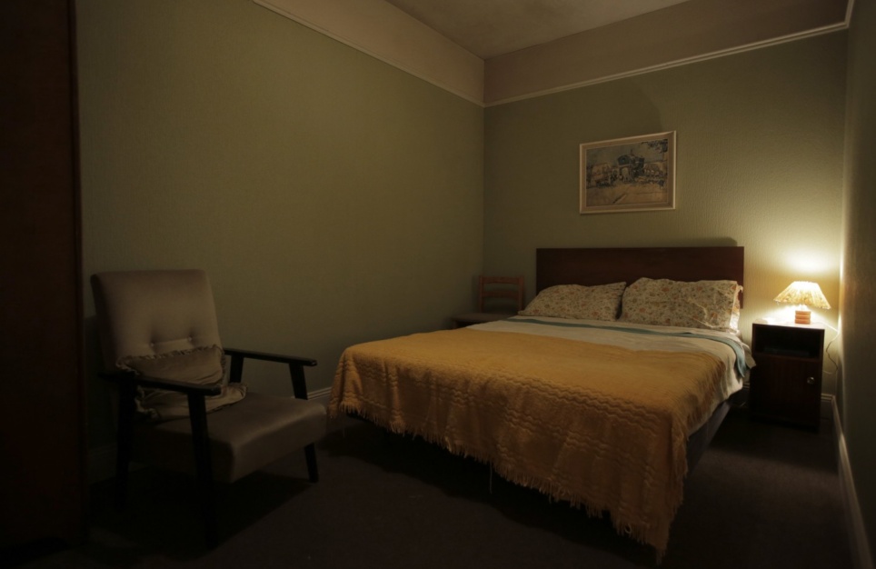 Room_303_-_955