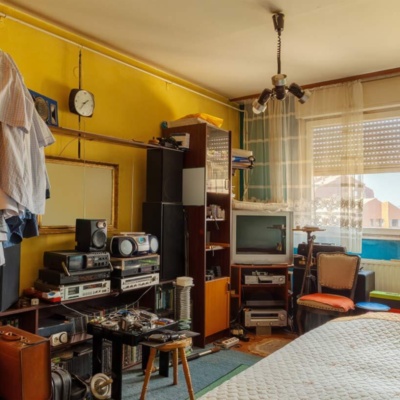 Middle Bedroom 8680 Banner