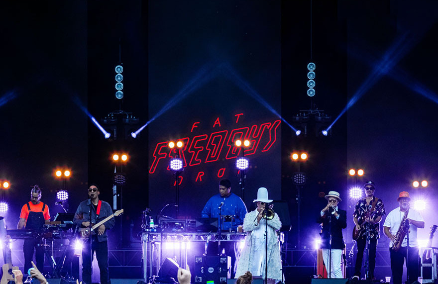 Fat freddys drop banner