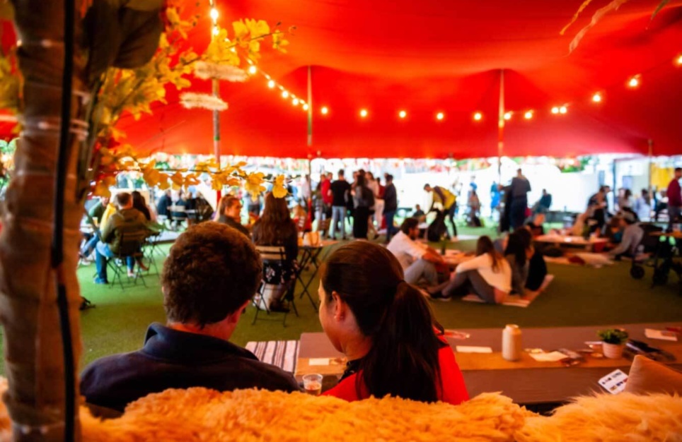 GIAF Thursday Evening 9 Banner