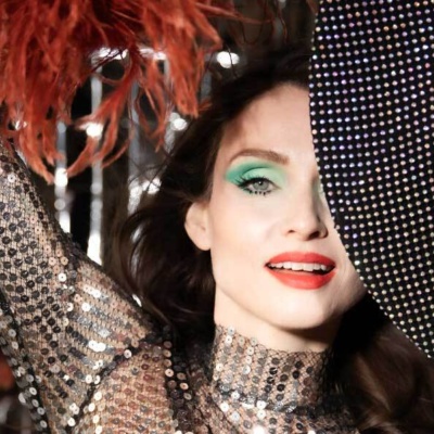 Sophie Ellis-Bextor glamorous headshot